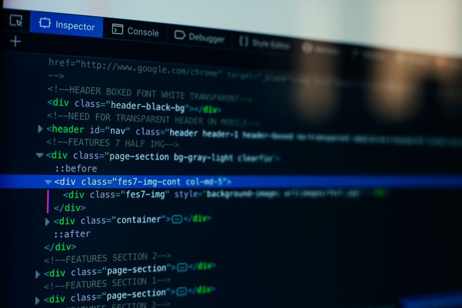 Webデザイナーの年収を左右するスキルとCSS開発画面
